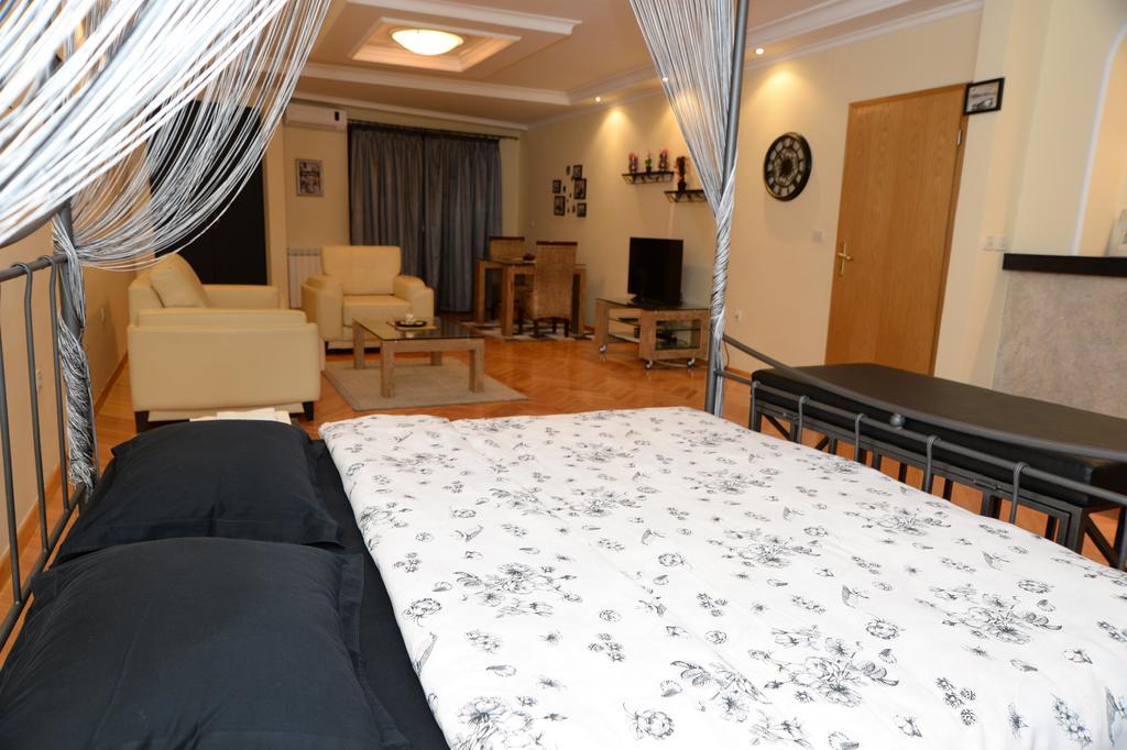 Superior Skopje Apartments Eksteriør bilde